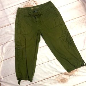 Thre3 Cargo Pants Cropped Green 100% Cotton size 8